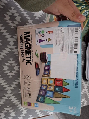 A790d0a0e6cd54410bfb10a7b2477f9403.jpg